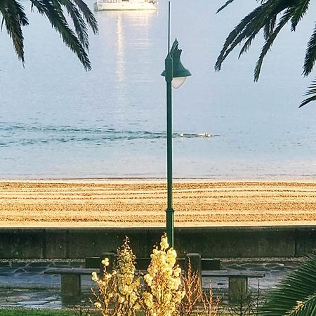 Precioso Atico Frente A La Playa De Santa Cristina Apartment A Coruna Ngoại thất bức ảnh